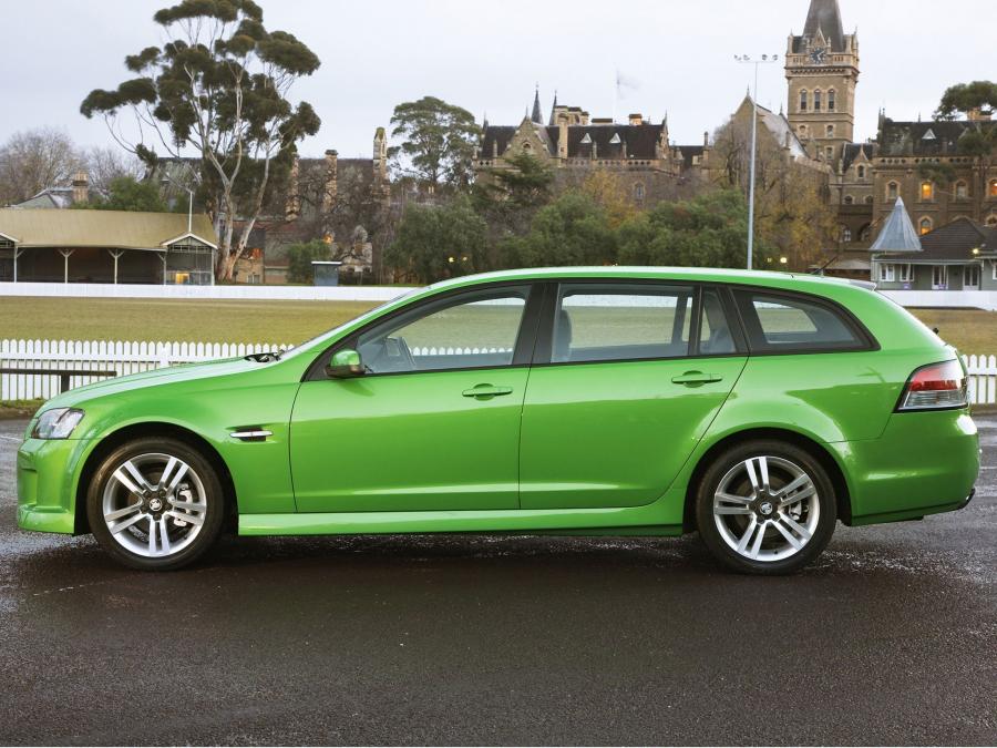  Holden Commodore SV6 Sportwagon 2008 года  (фото 13 из 16)